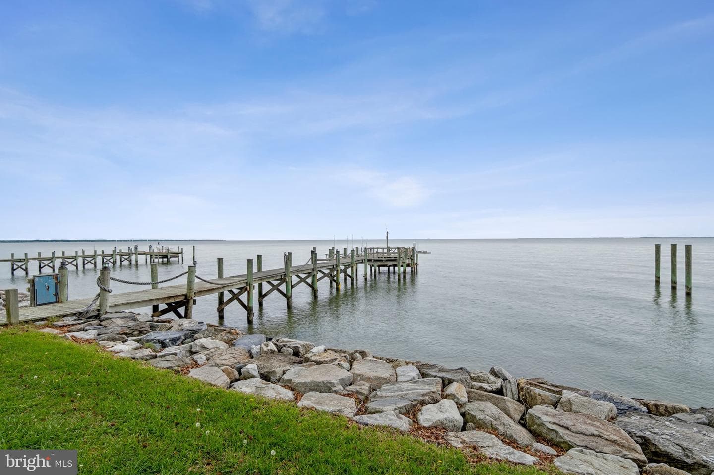 820 Bay Front Avenue photo 34