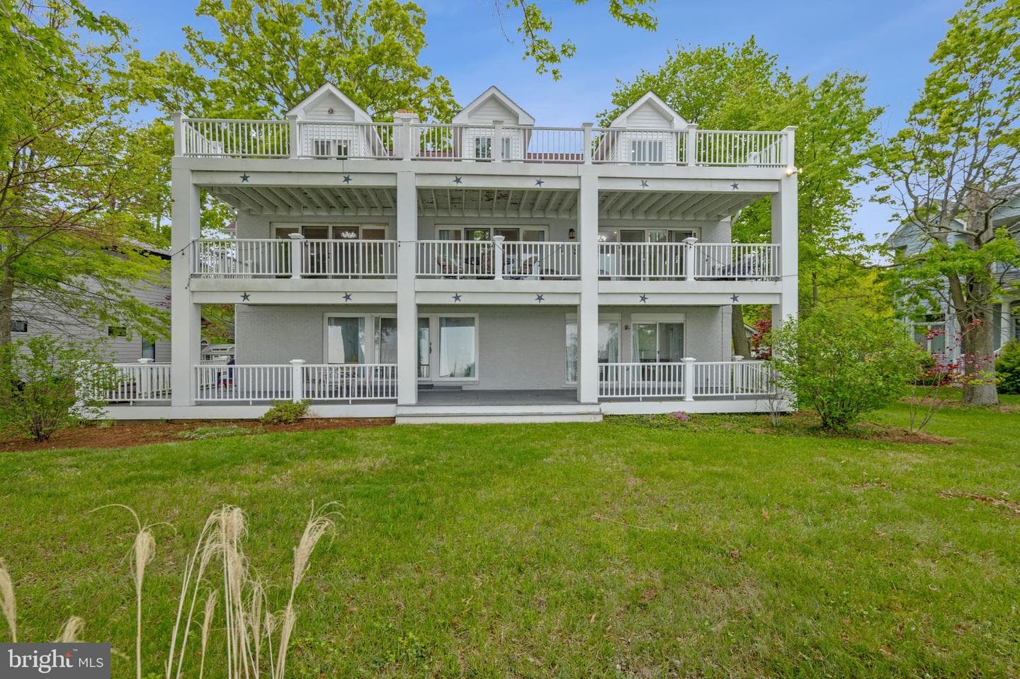 820 Bay Front Avenue photo 44