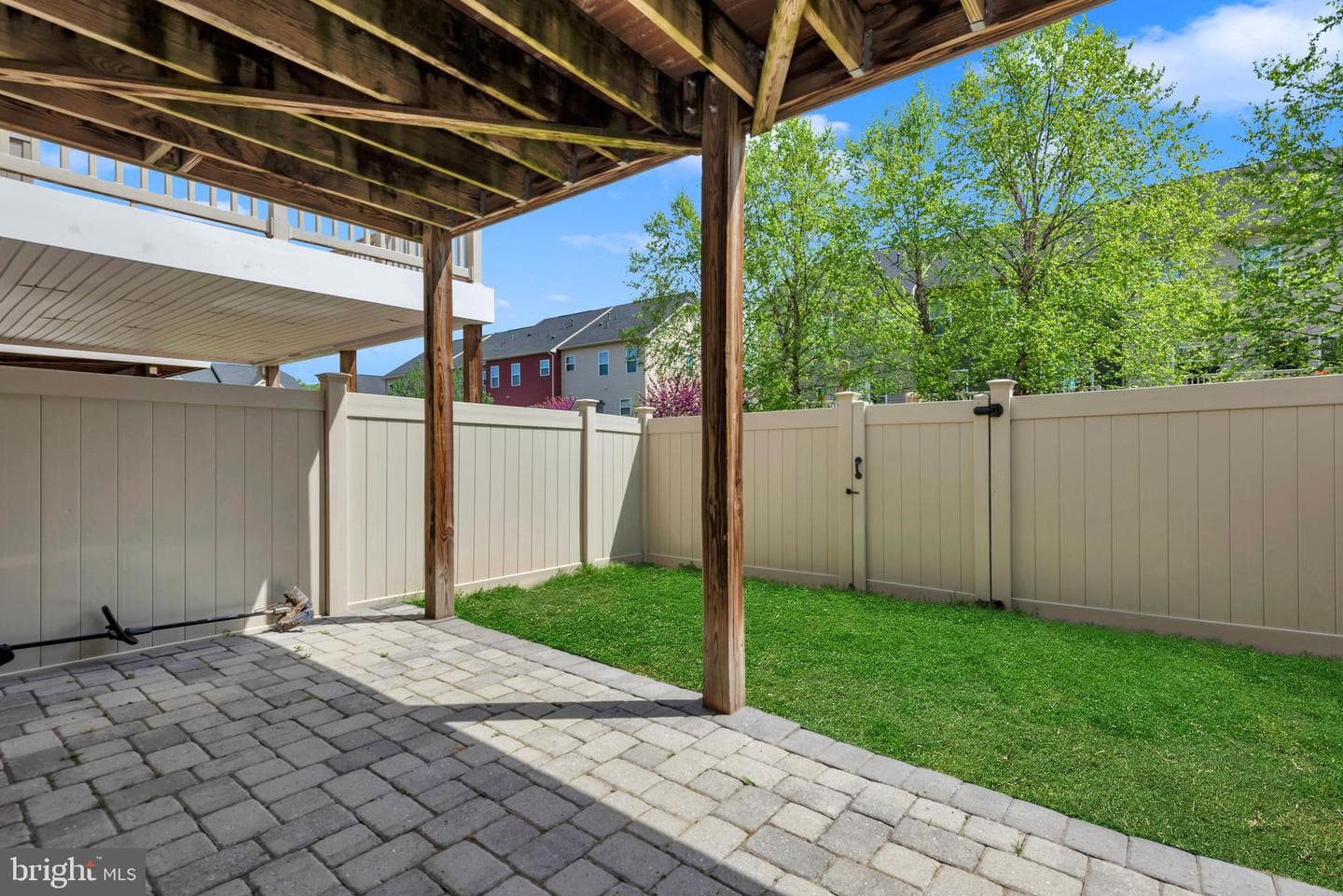 8121 Hickory Hollow Drive photo 5