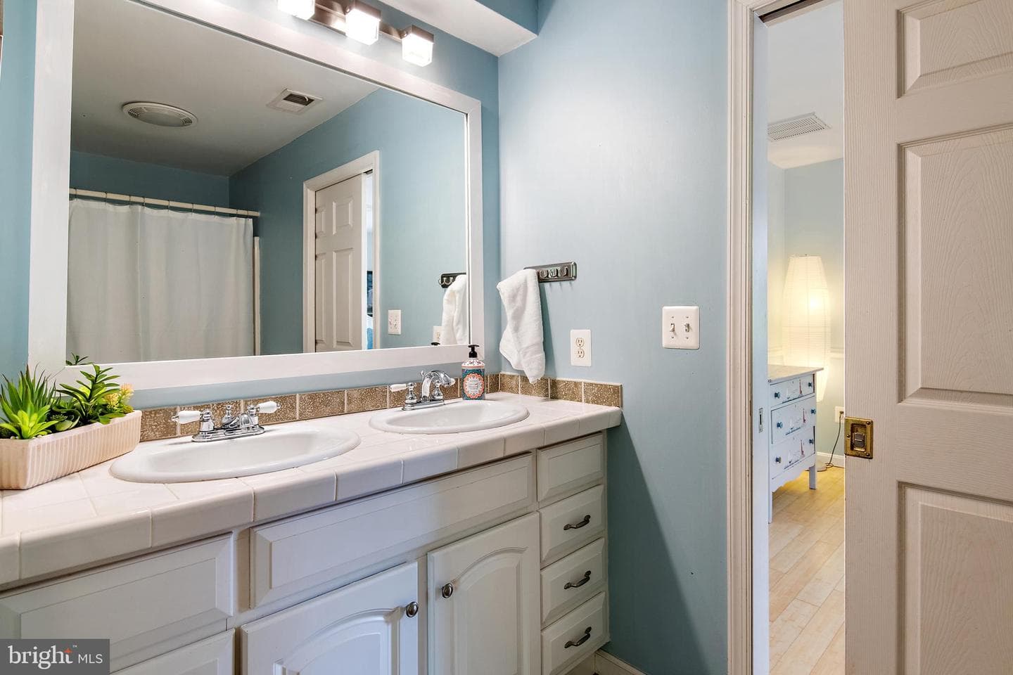 1553 Ashcroft Lane photo 48