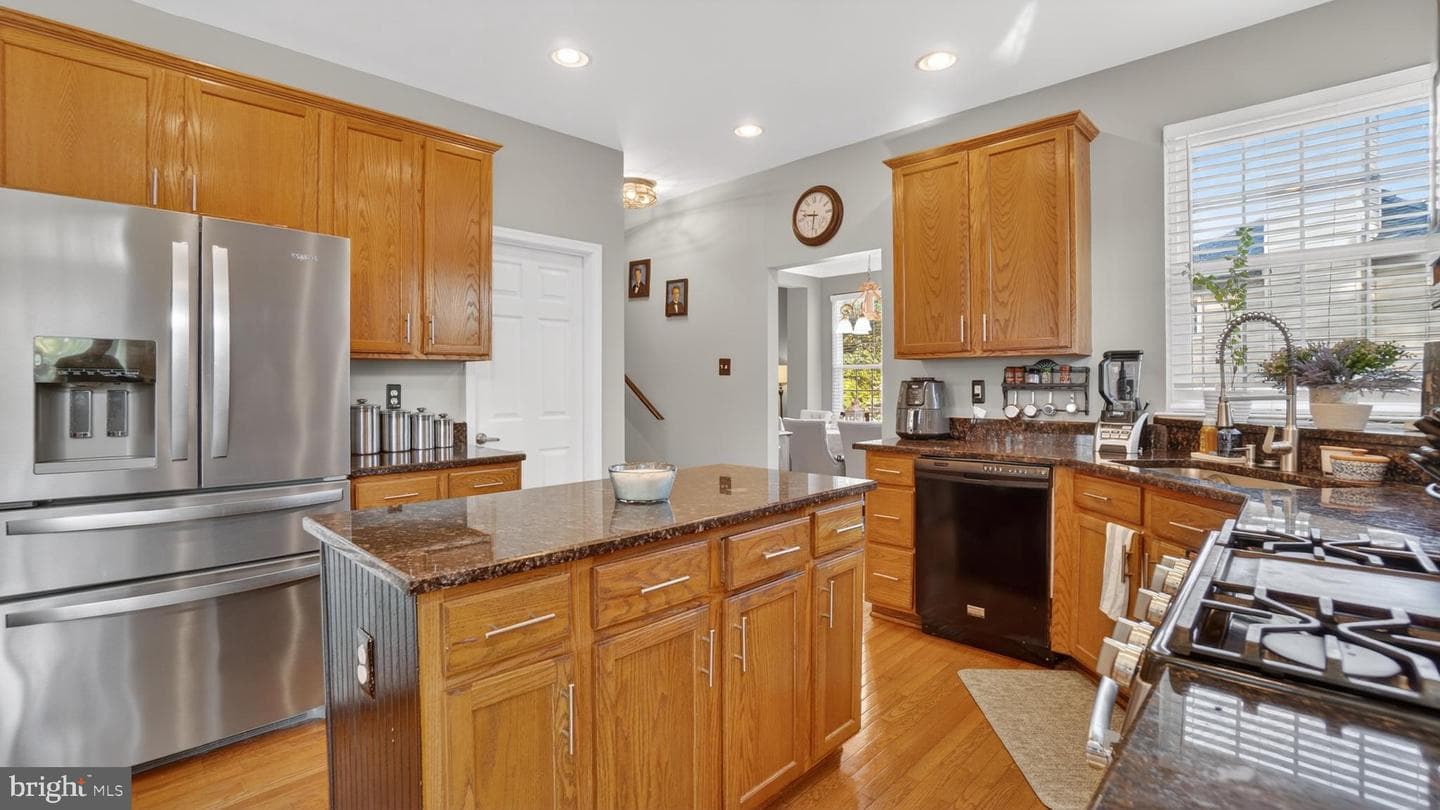 1407 Houndhill Court photo 18