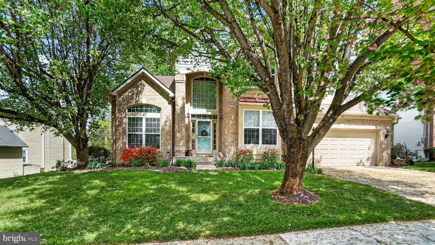 1407 Houndhill Court photo 2