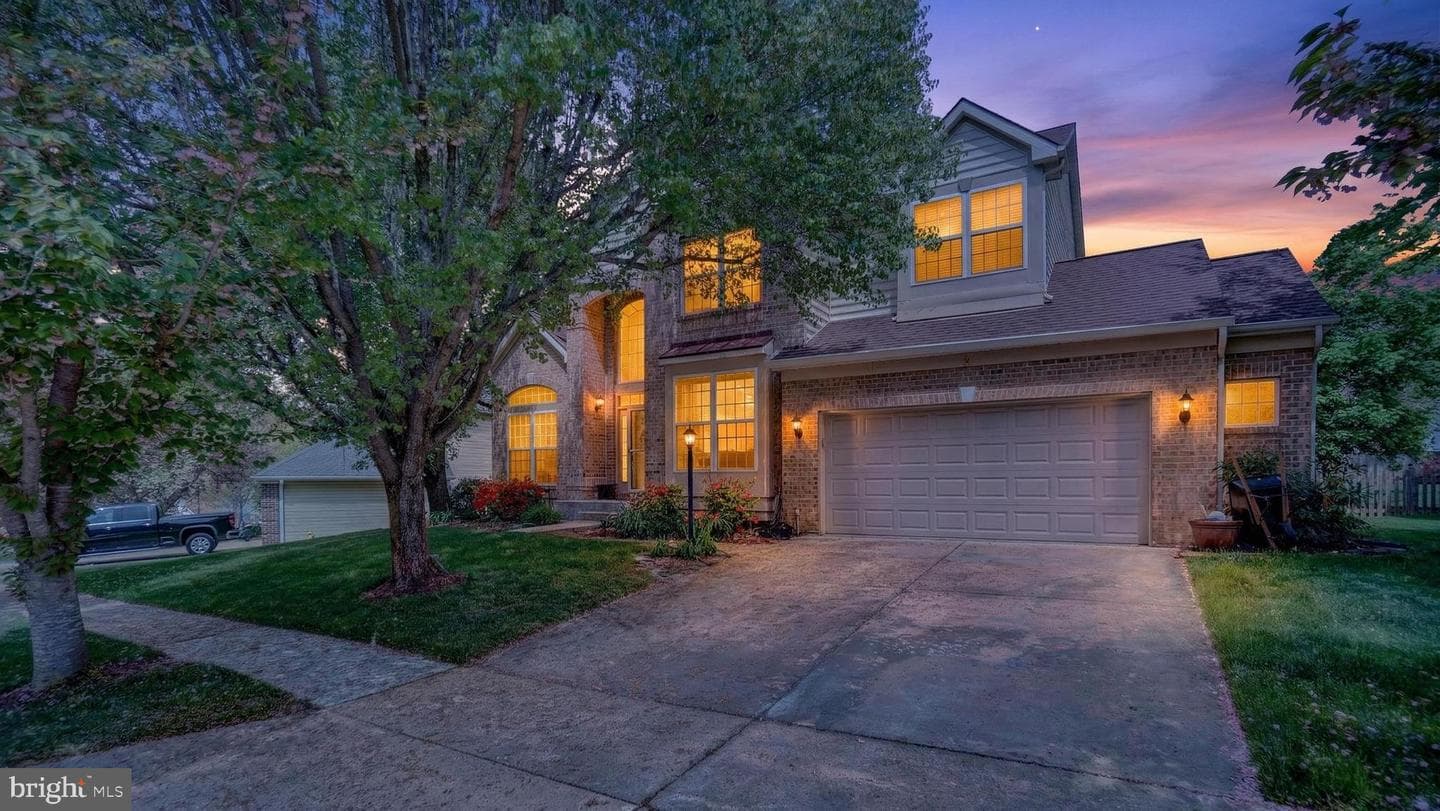 1407 Houndhill Court photo 3
