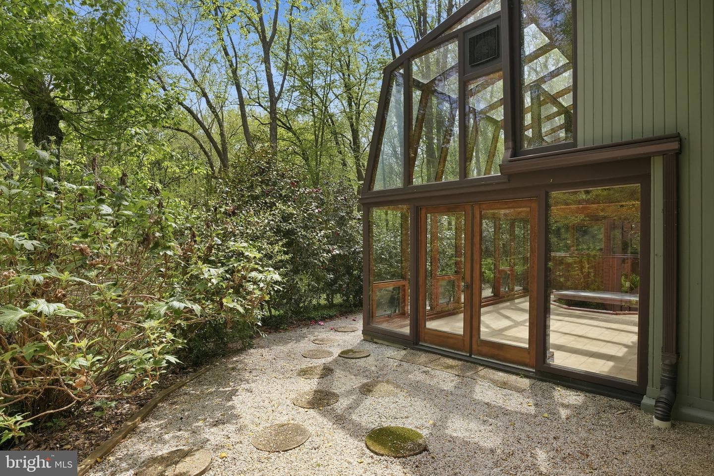515 Powell Drive photo 29