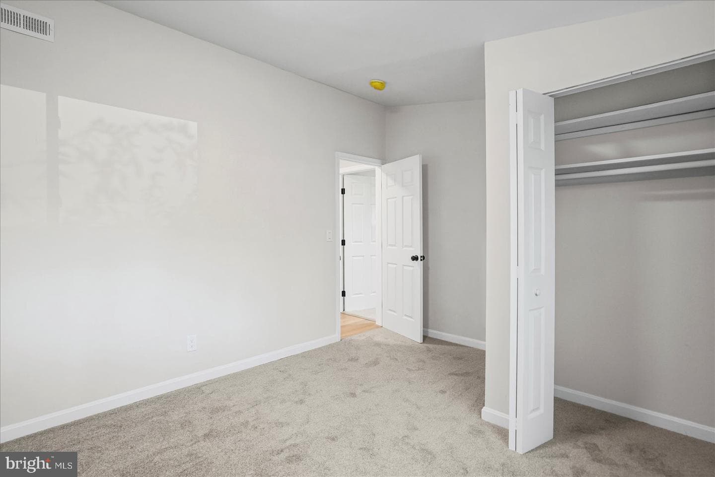 214 Saint James Drive photo 33