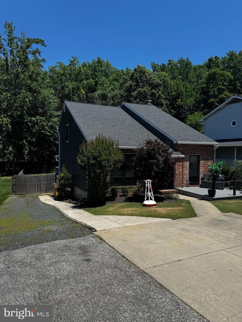 1180 Bay Highlands Drive, Annapolis