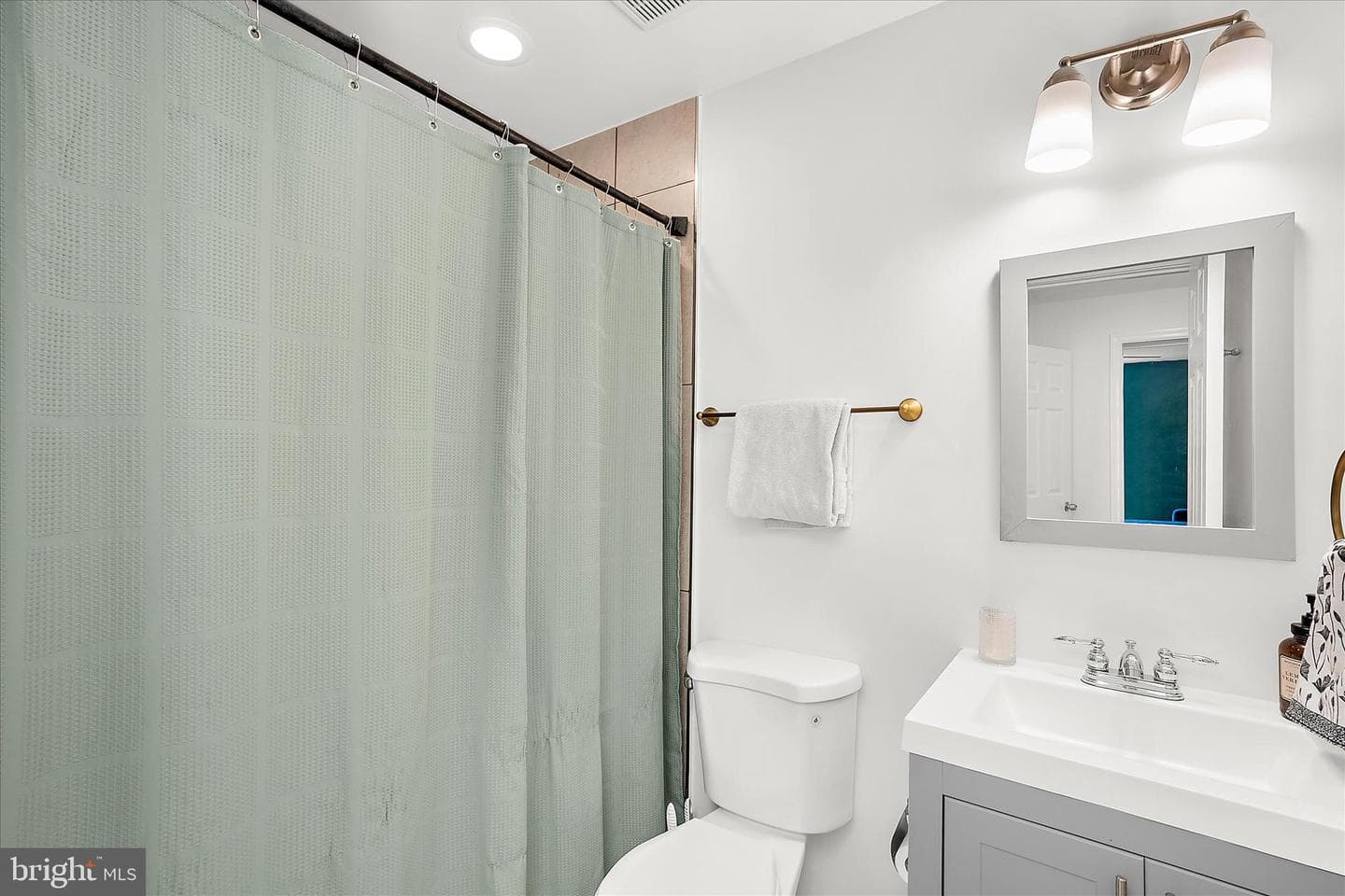 7604 Post Road photo 19