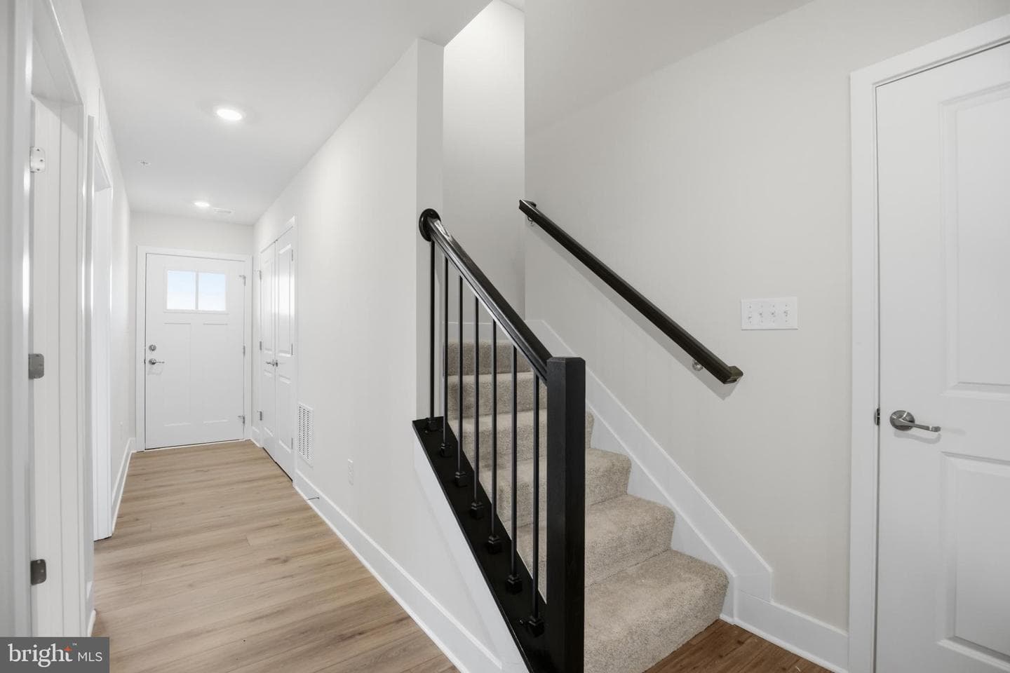 1358 Crested Wood Dr photo 10