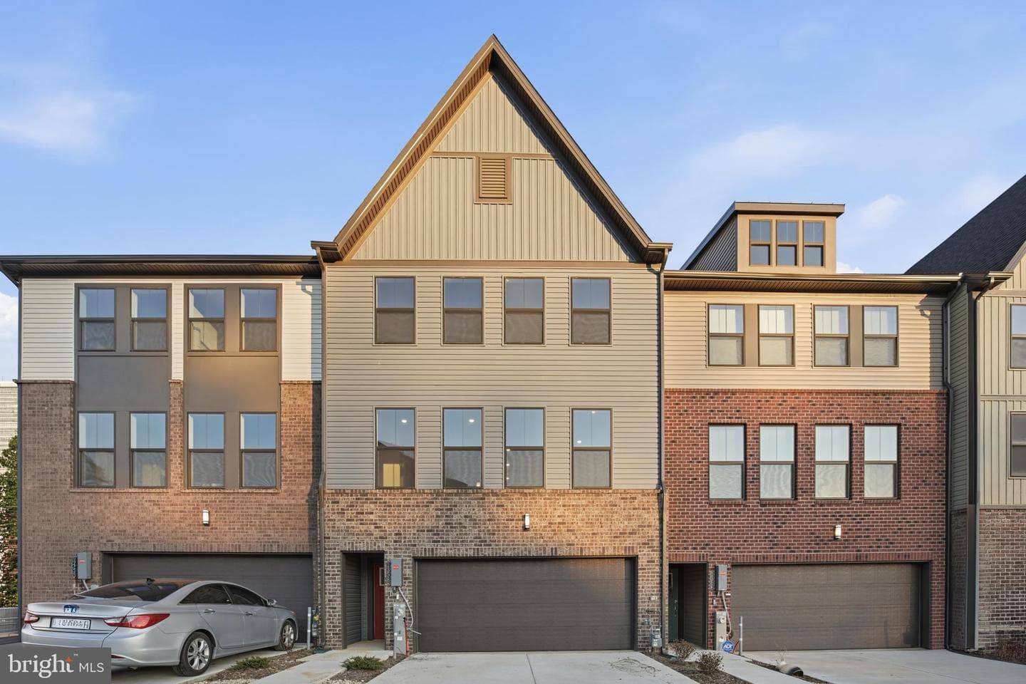 1358 Crested Wood Dr, Laurel