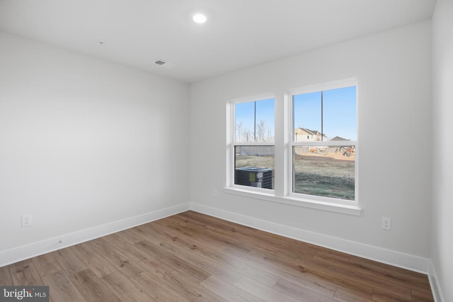 1358 Crested Wood Dr photo 22