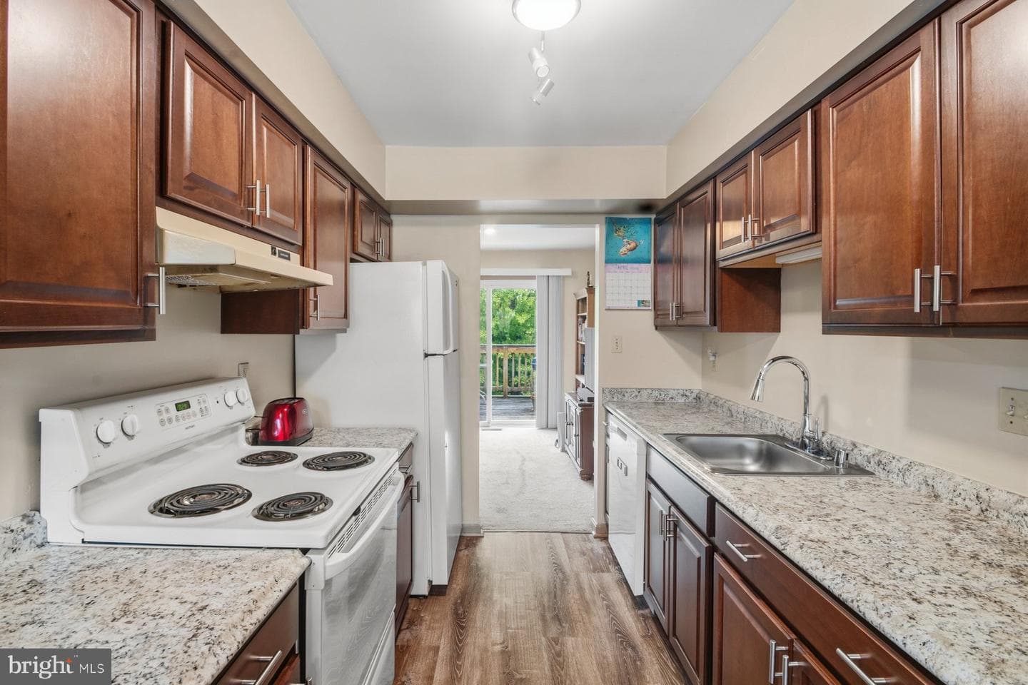 8153 Turn Loop Road photo 6