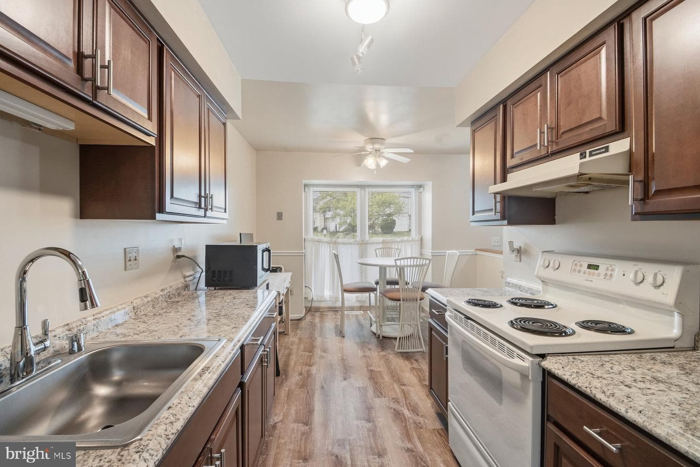 8153 Turn Loop Road photo 9