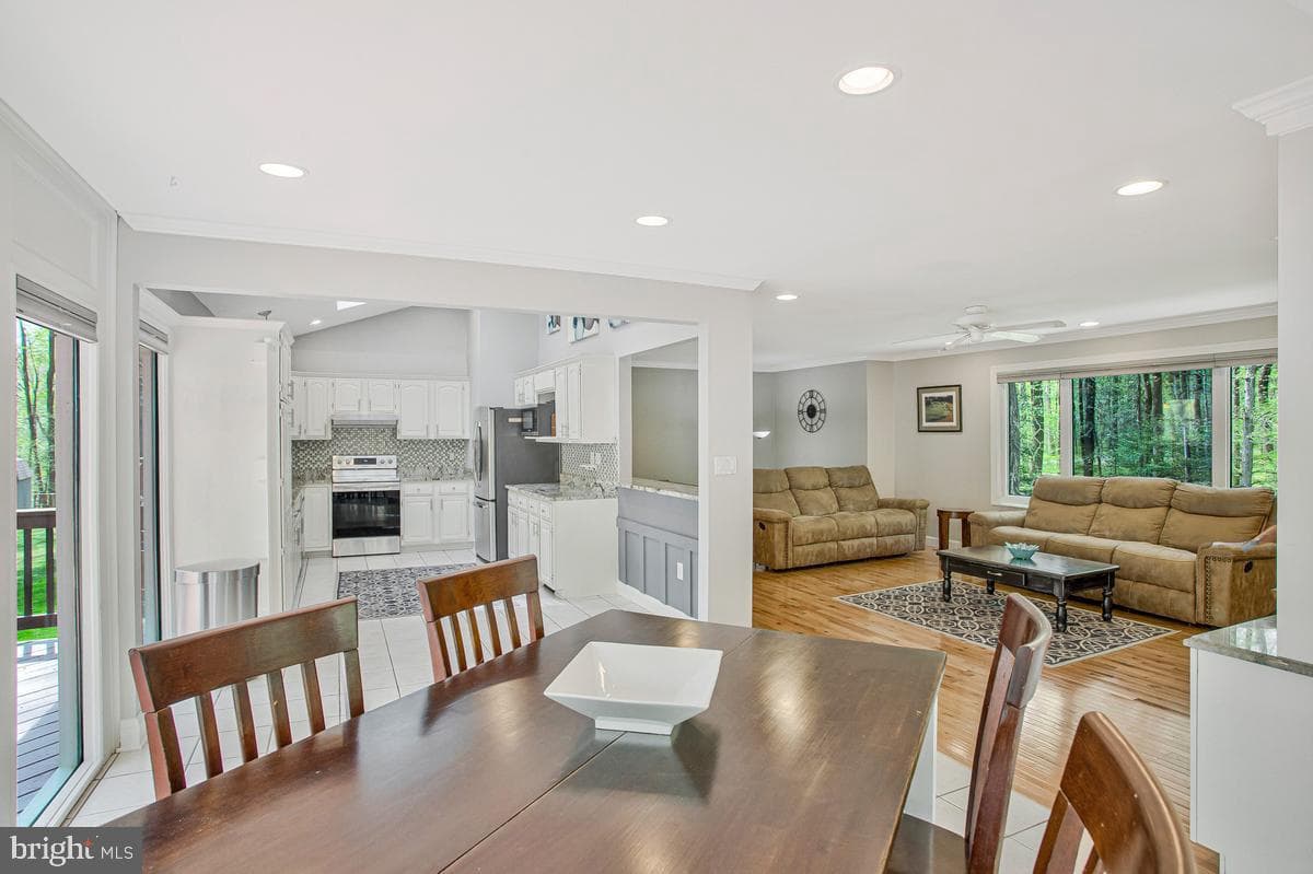 1486 Kingsway Court photo 10