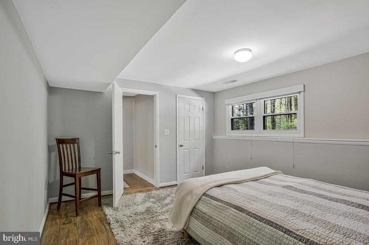 1486 Kingsway Court photo 29