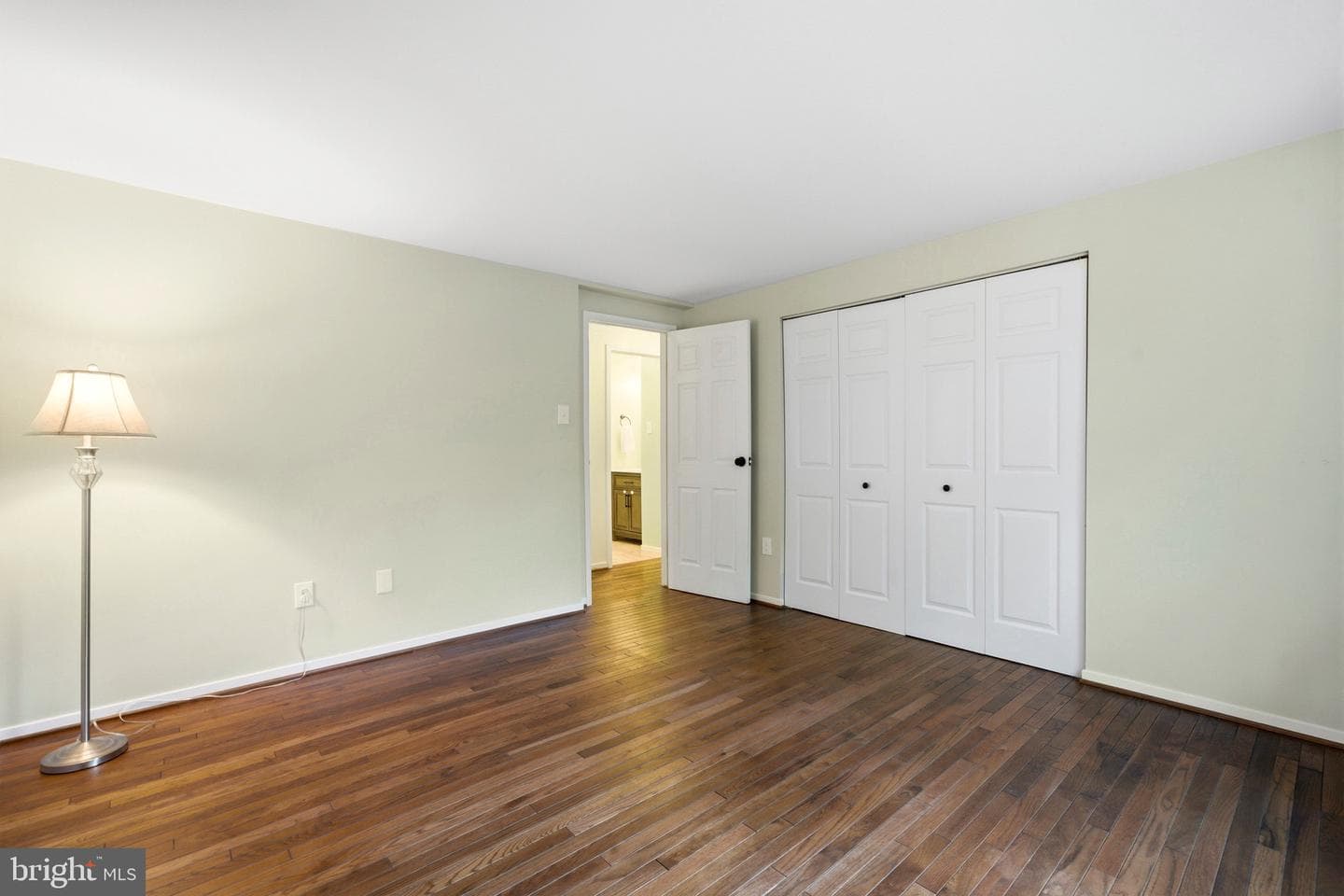 11 Tracys Lane photo 36