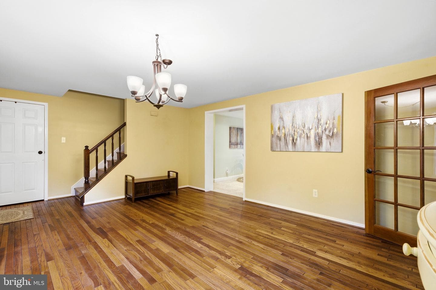11 Tracys Lane photo 6