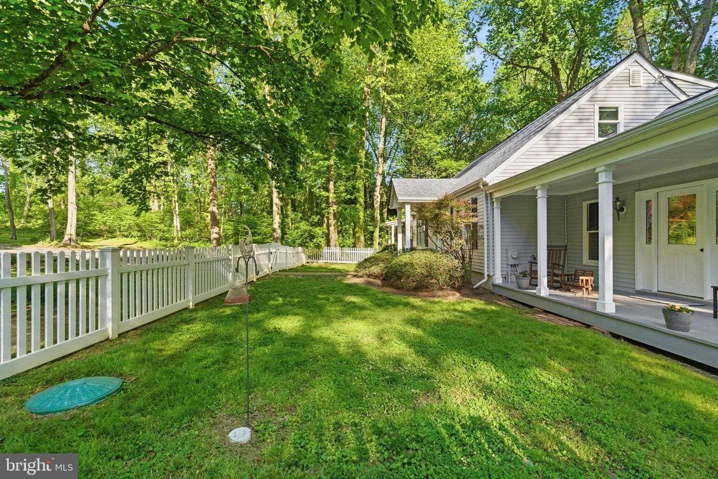 11 Tracys Lane photo 65