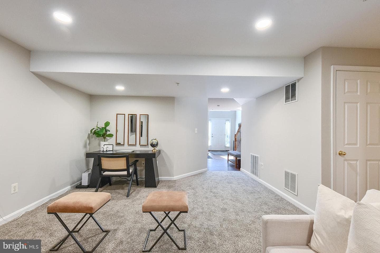 3138 Galaxy Way photo 12