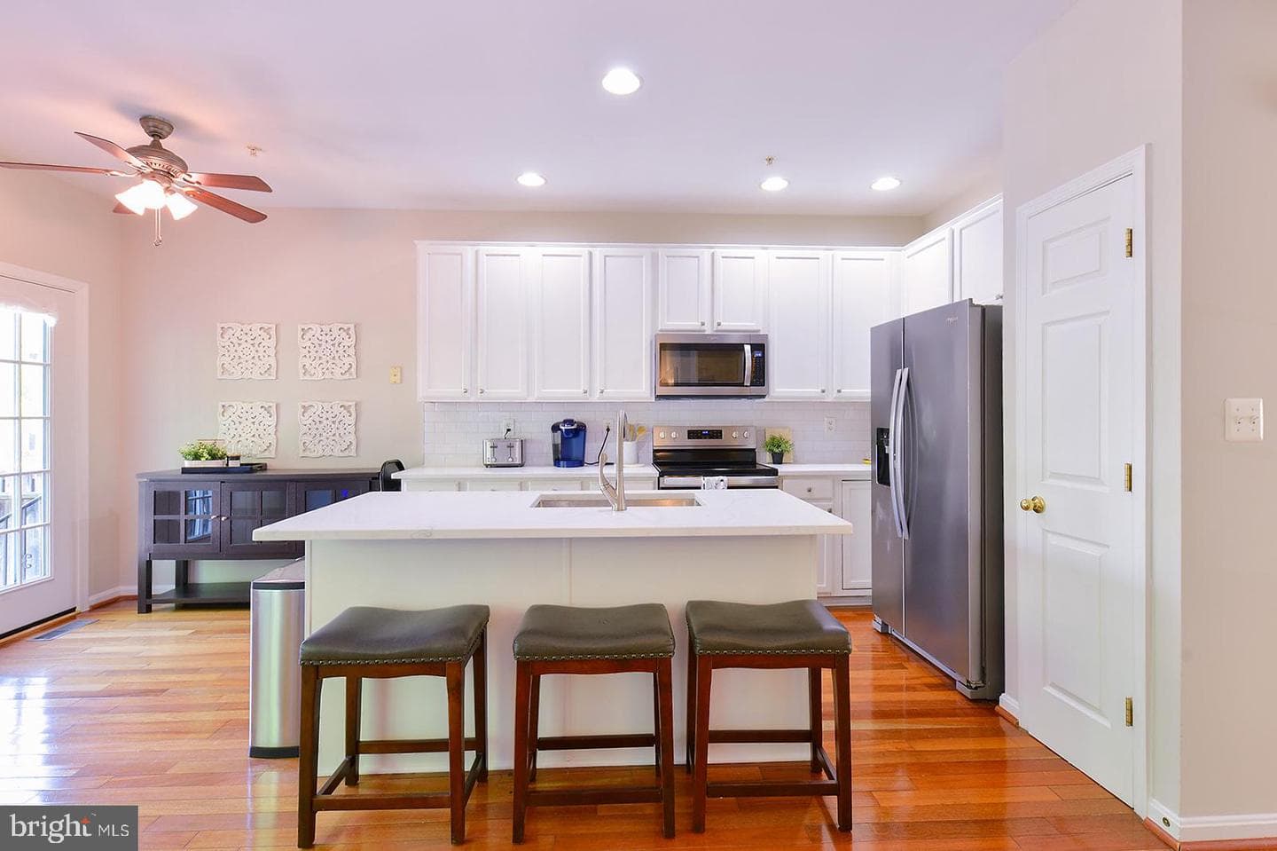 3138 Galaxy Way photo 18
