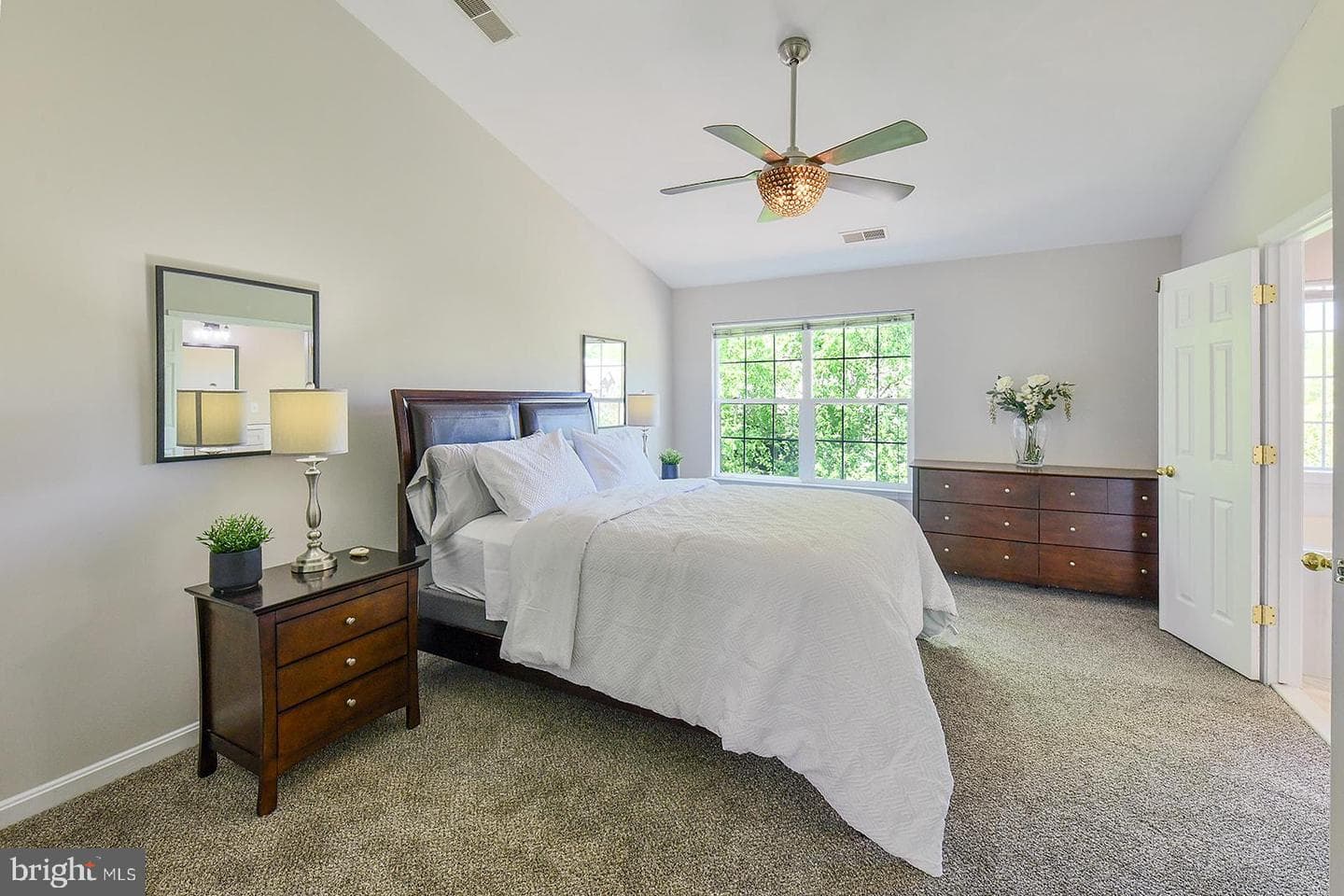 3138 Galaxy Way photo 28