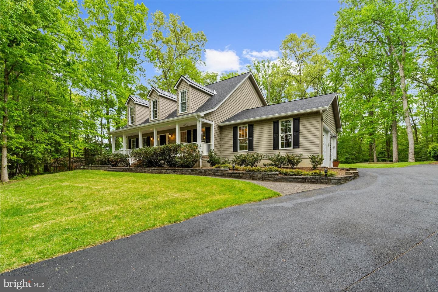 1059 Marywood Drive photo 5