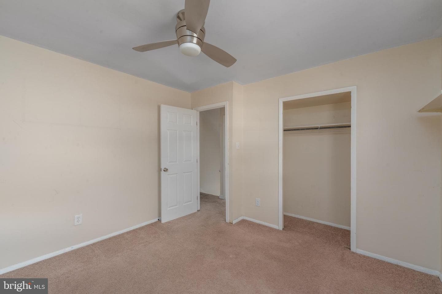 1908 Champlain Drive photo 31