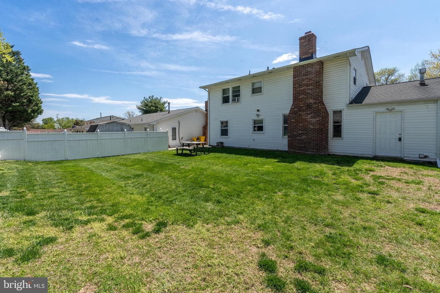 1908 Champlain Drive photo 37