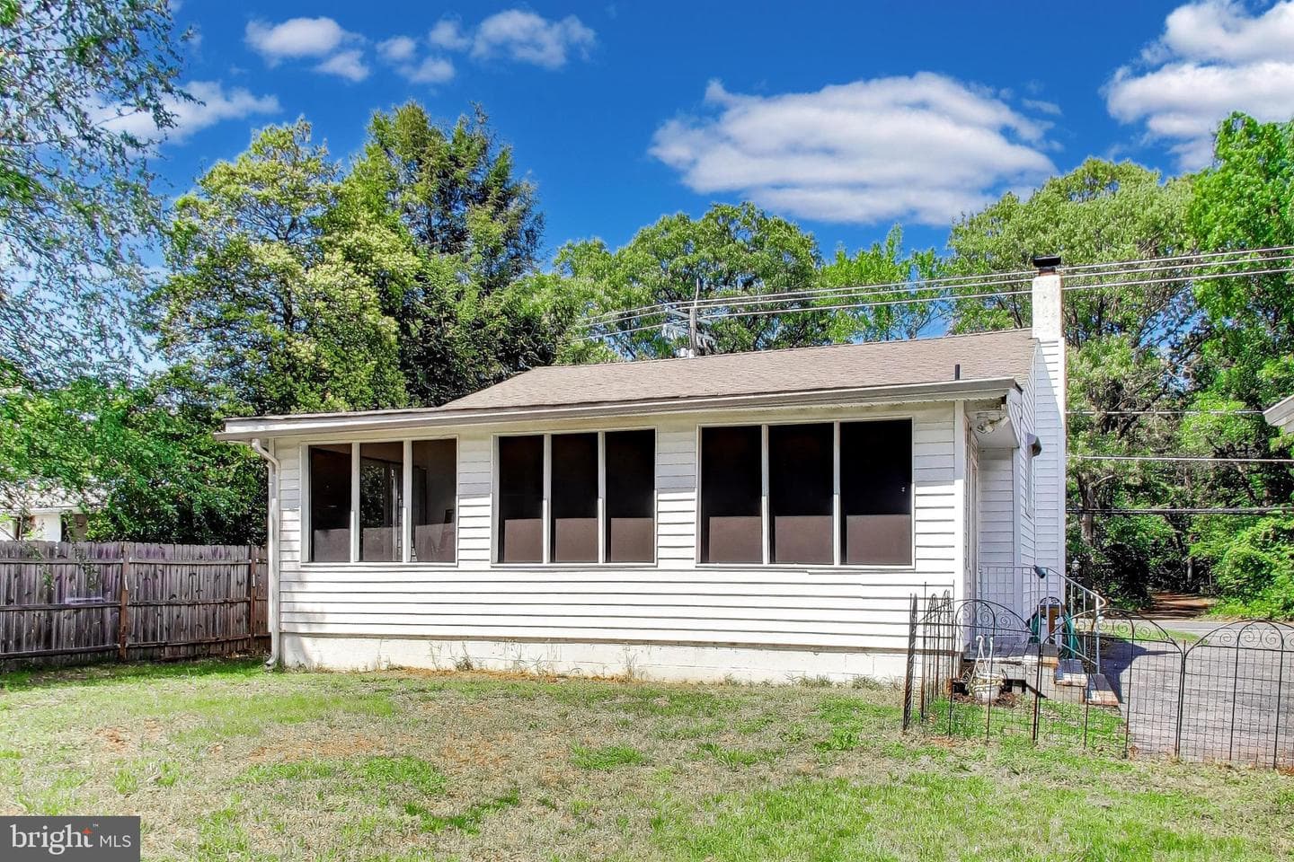2743 Bayside Beach Road photo 25