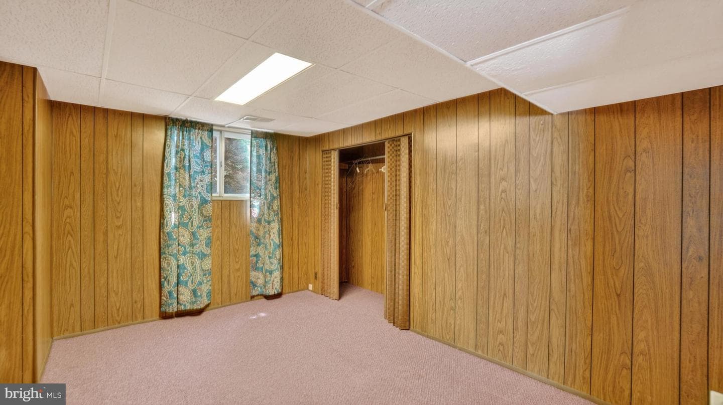 306 Shetlands Lane photo 46