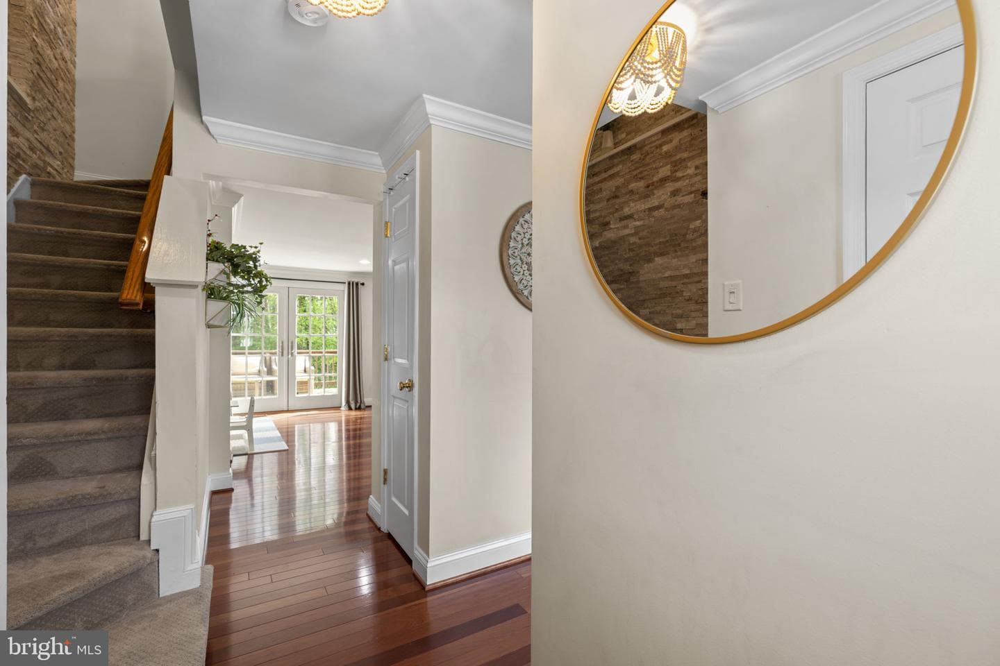 751 Willowby Run photo 3