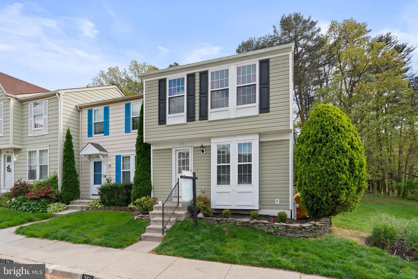 751 Willowby Run photo 40