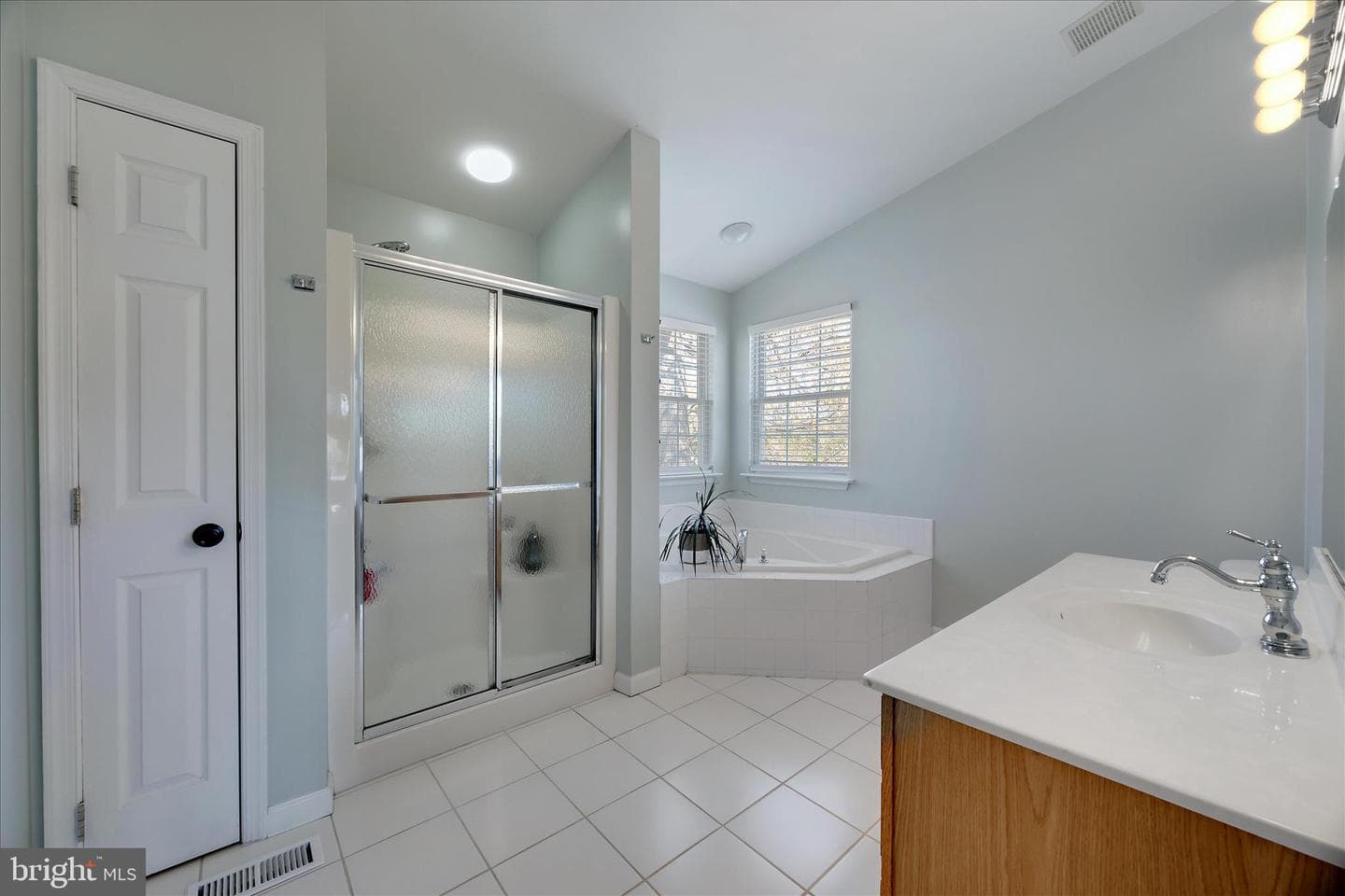 726 214th Street photo 19