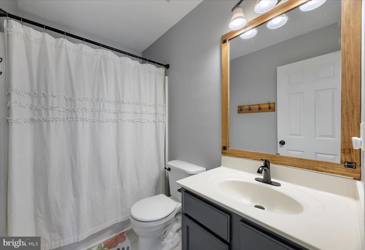 726 214th Street photo 23
