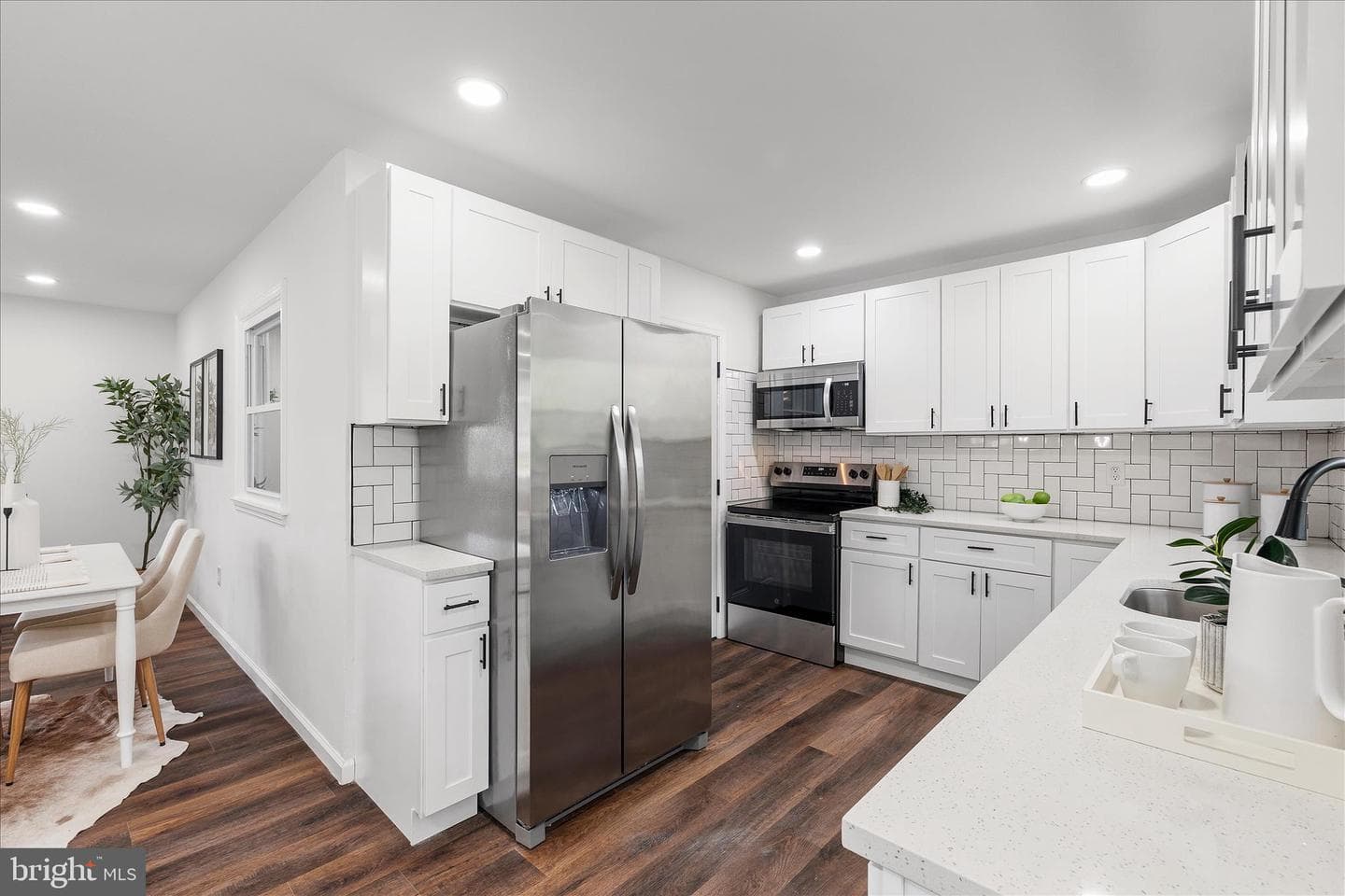 1511 Long Point Road photo 3