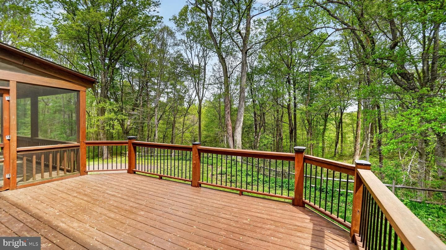 328 Greenridge Drive photo 37