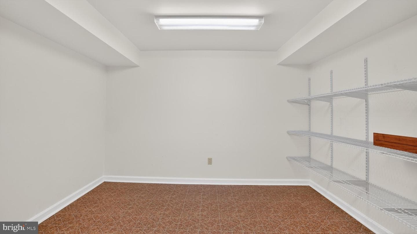 328 Greenridge Drive photo 69