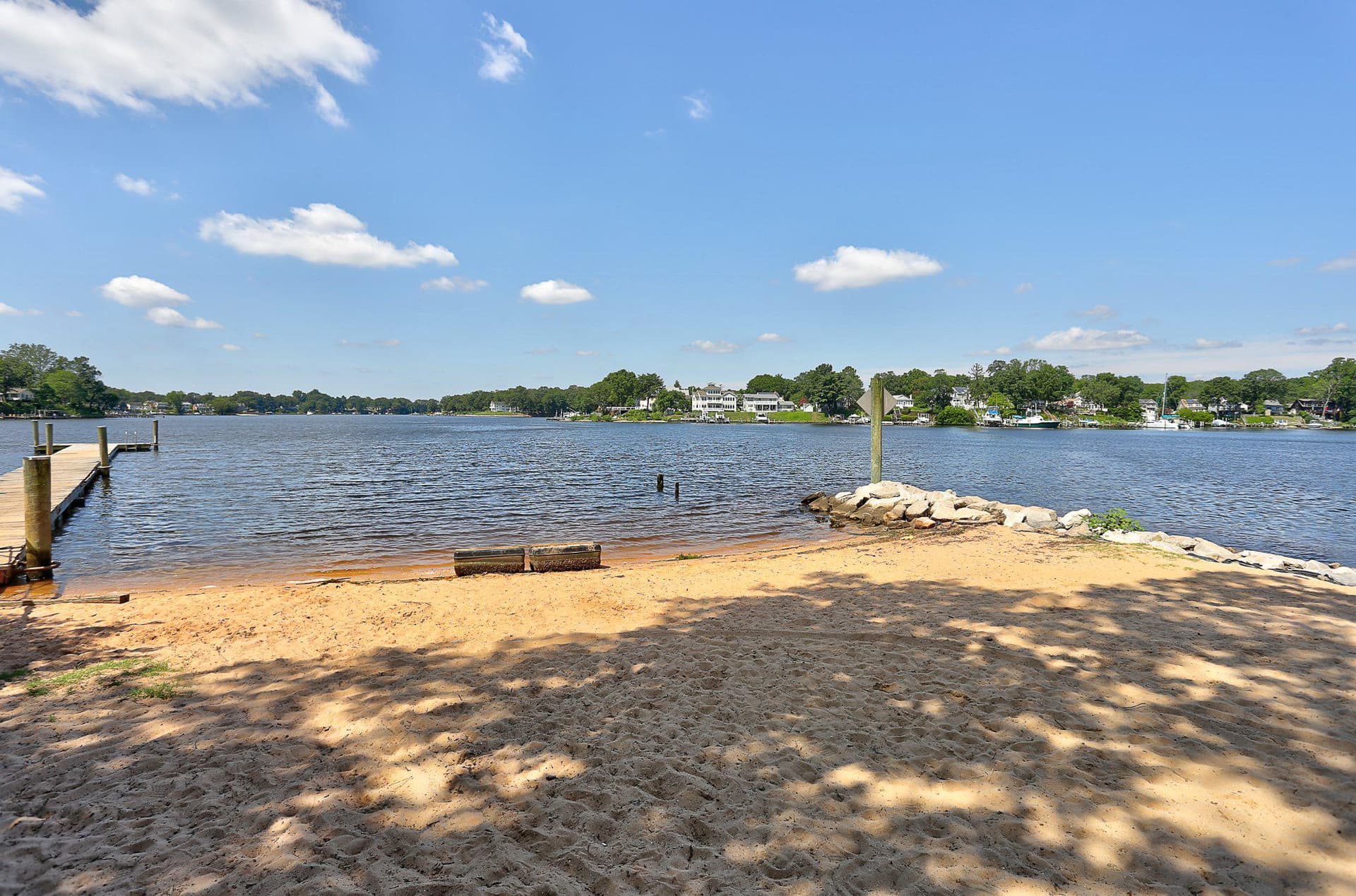 925 Mount Desert Harbour photo 18