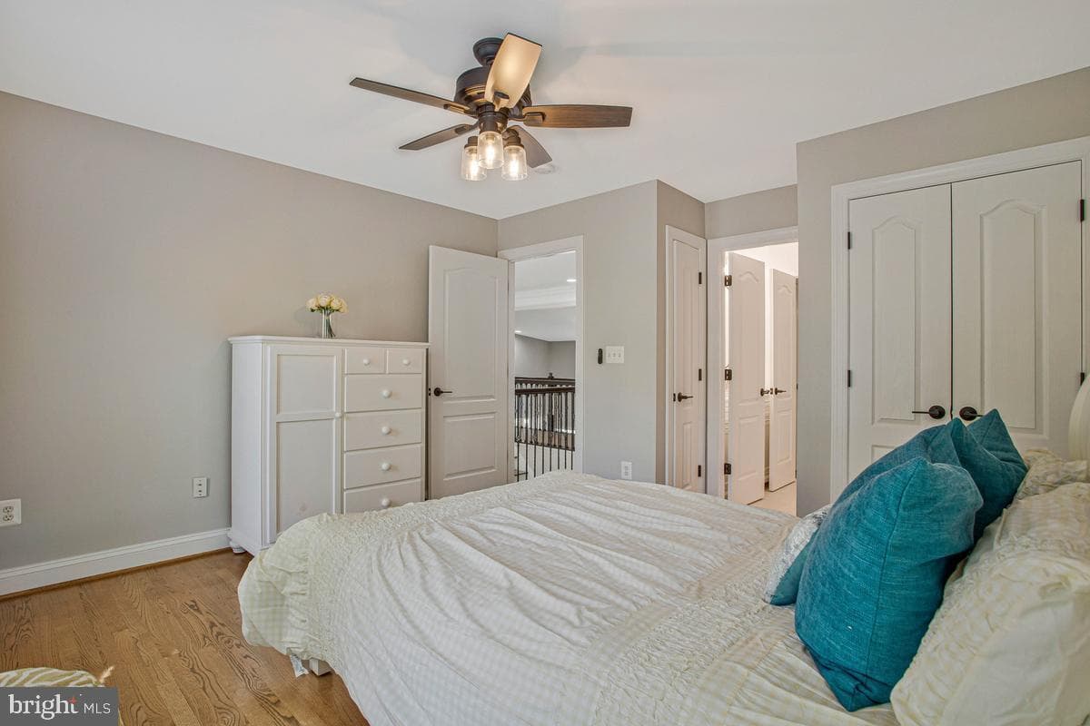 2512 Hobbits Lane photo 37