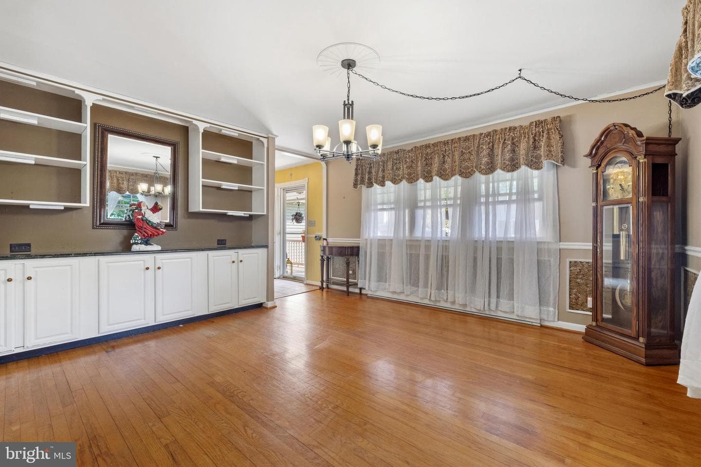 304 Gordon Avenue photo 13