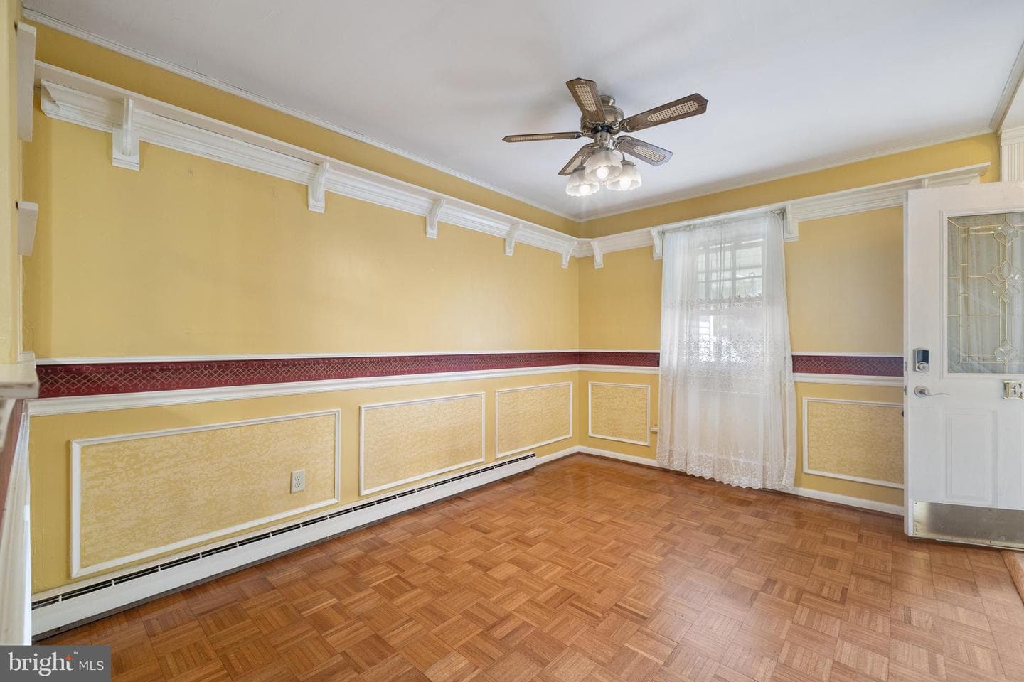 304 Gordon Avenue photo 16