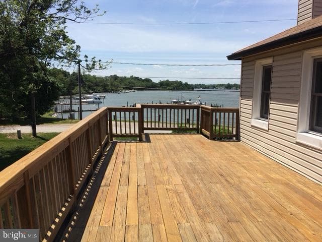 8419 Bay Road #a photo 4