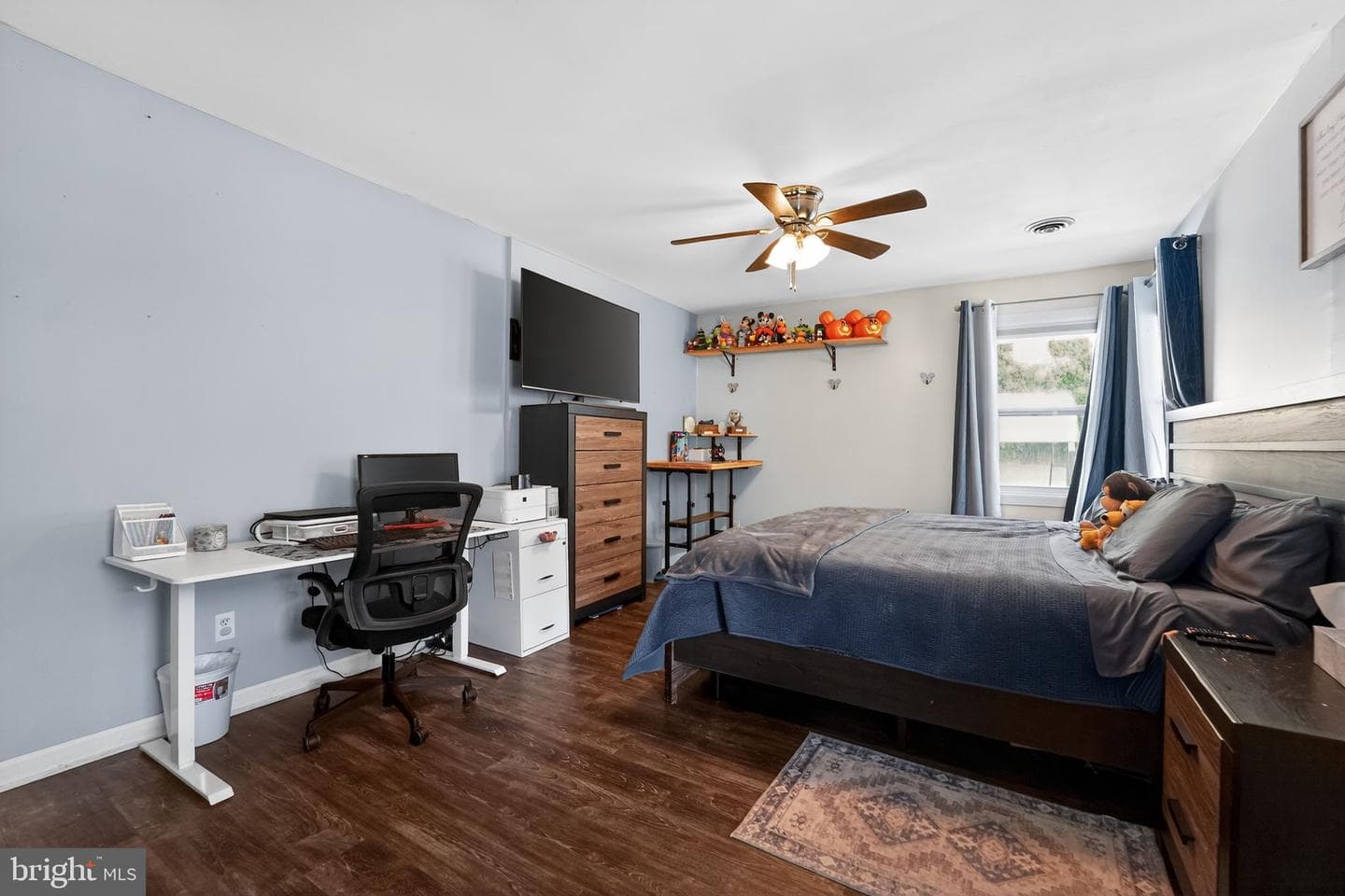 1090 Notley Court photo 11