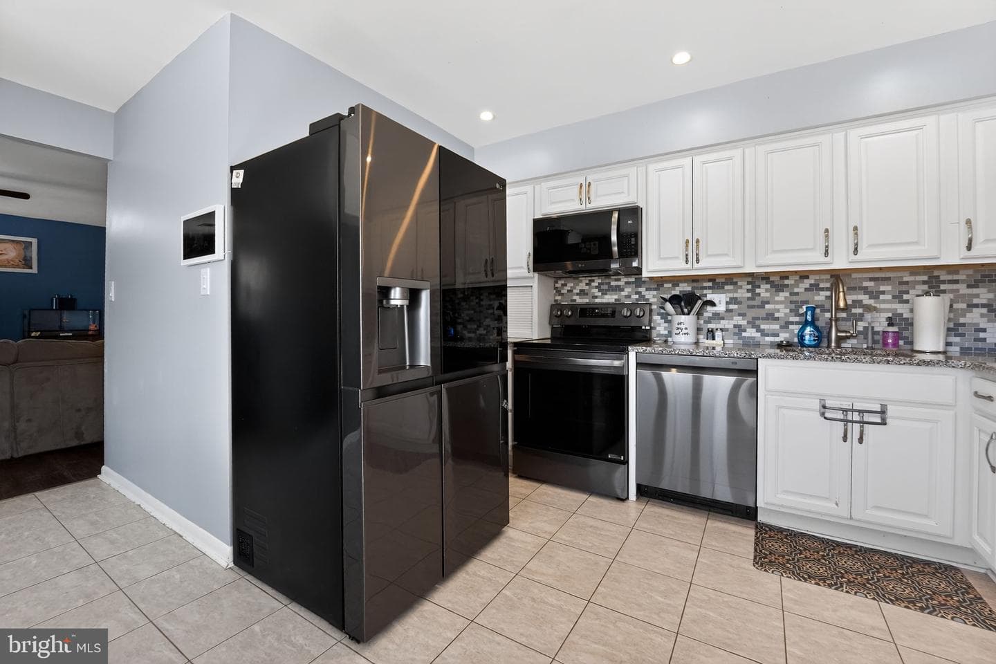 1090 Notley Court photo 8