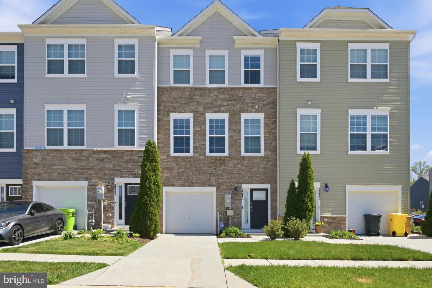 2213 Welby Court photo 1