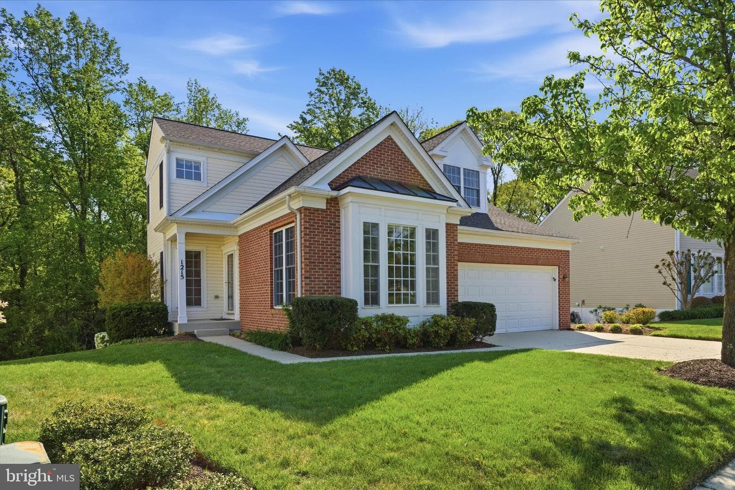 1215 Destiny Circle photo 2