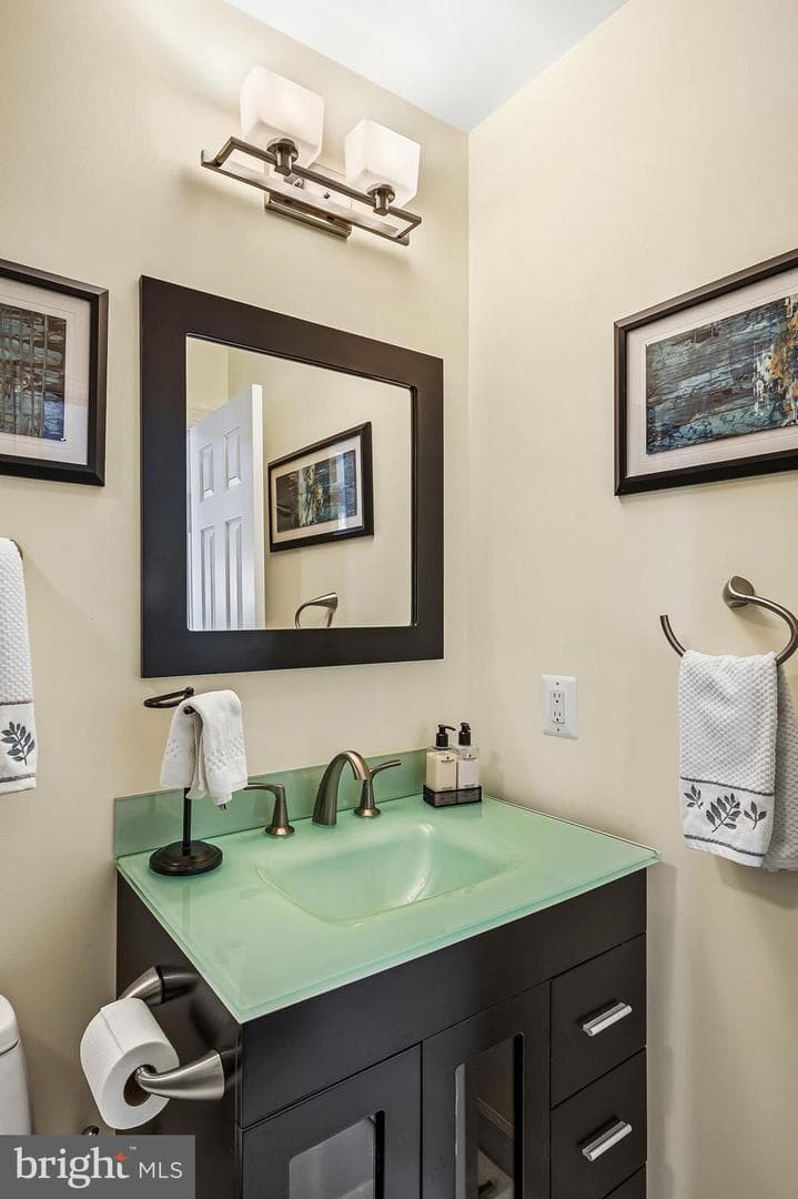 2701 Bradbury Court photo 41