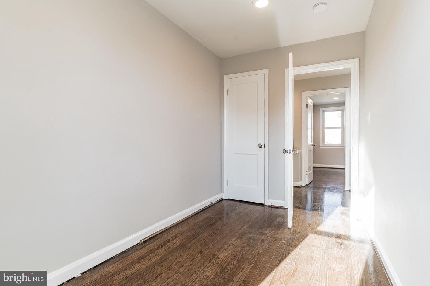 413 Rogers Avenue photo 6