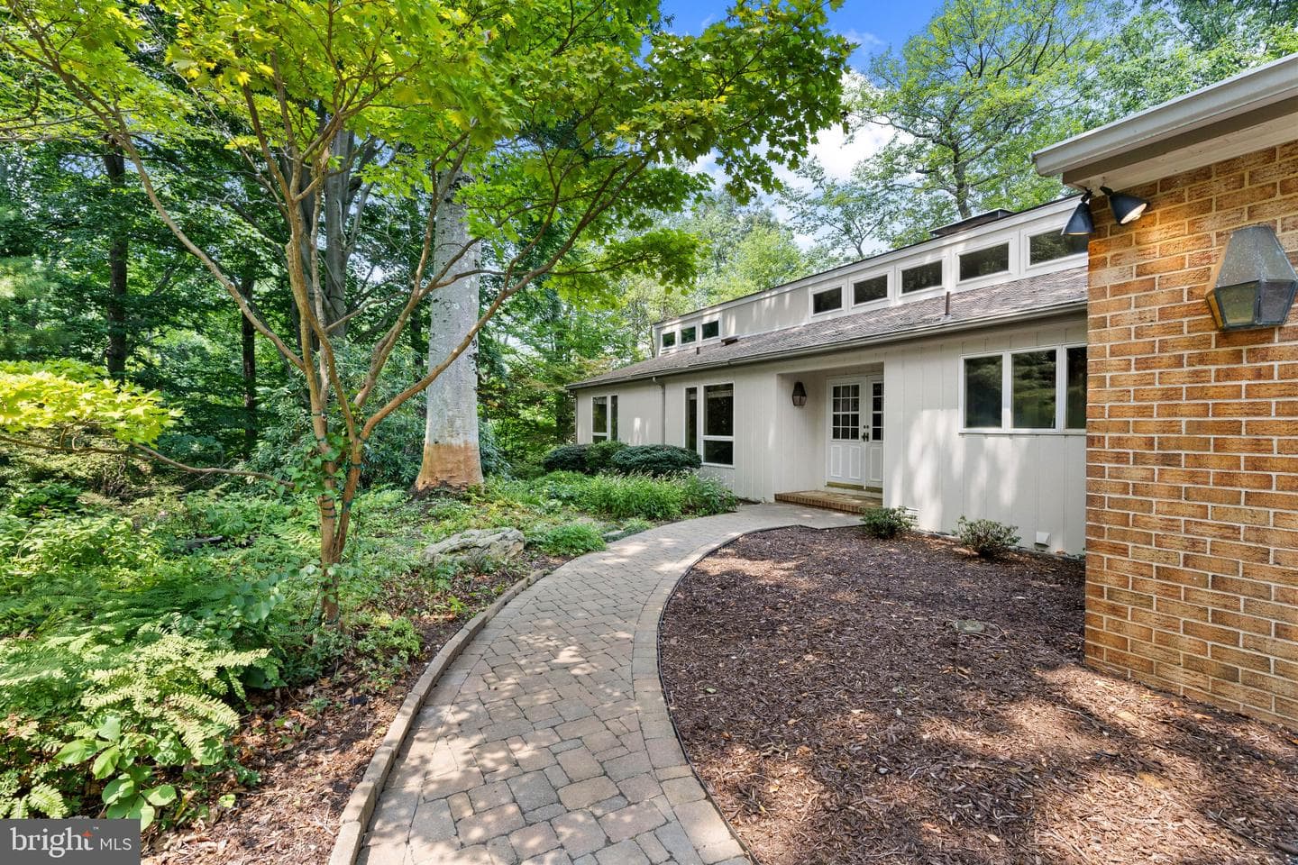 500 Sara Drive, Annapolis
