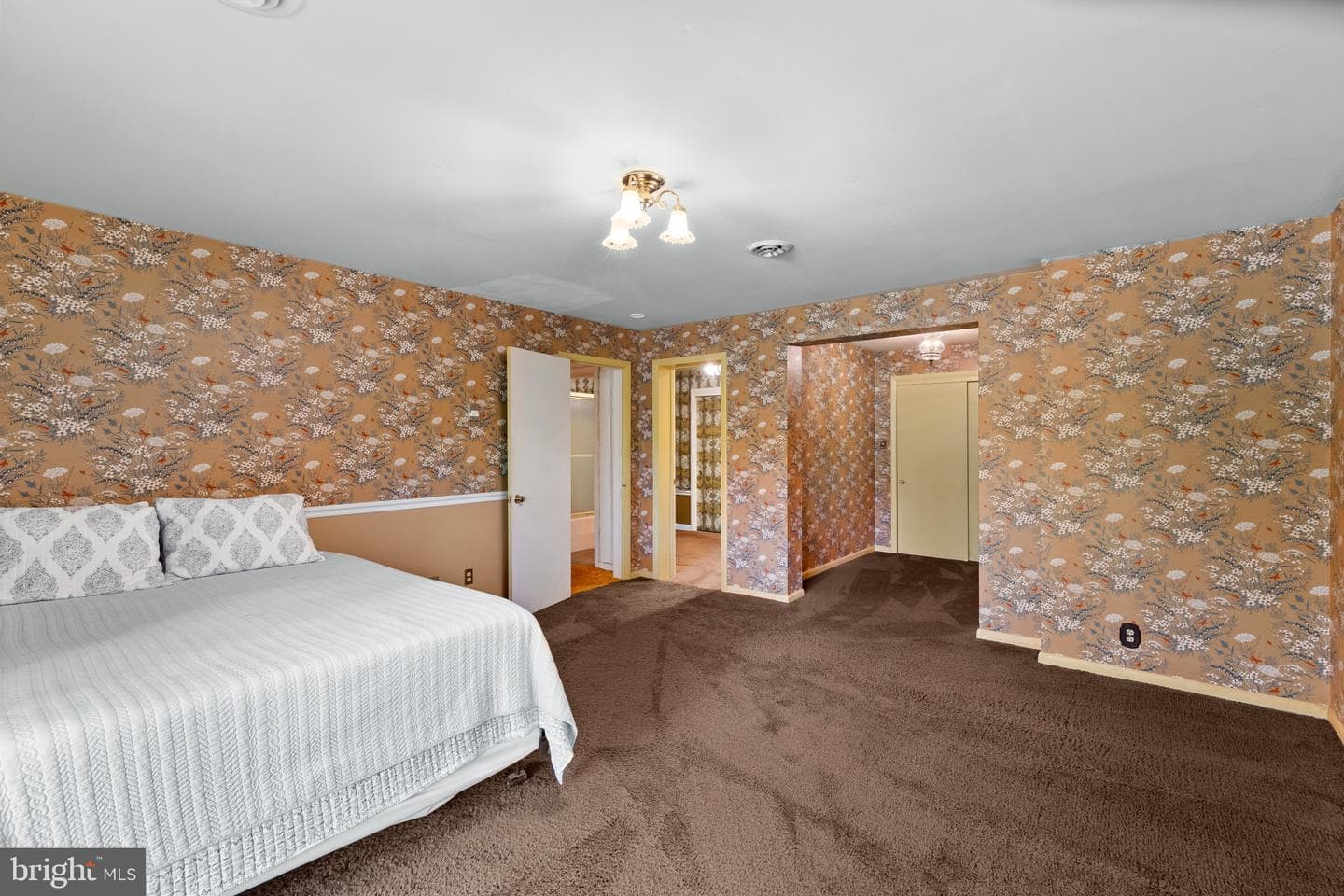 500 Sara Drive photo 23