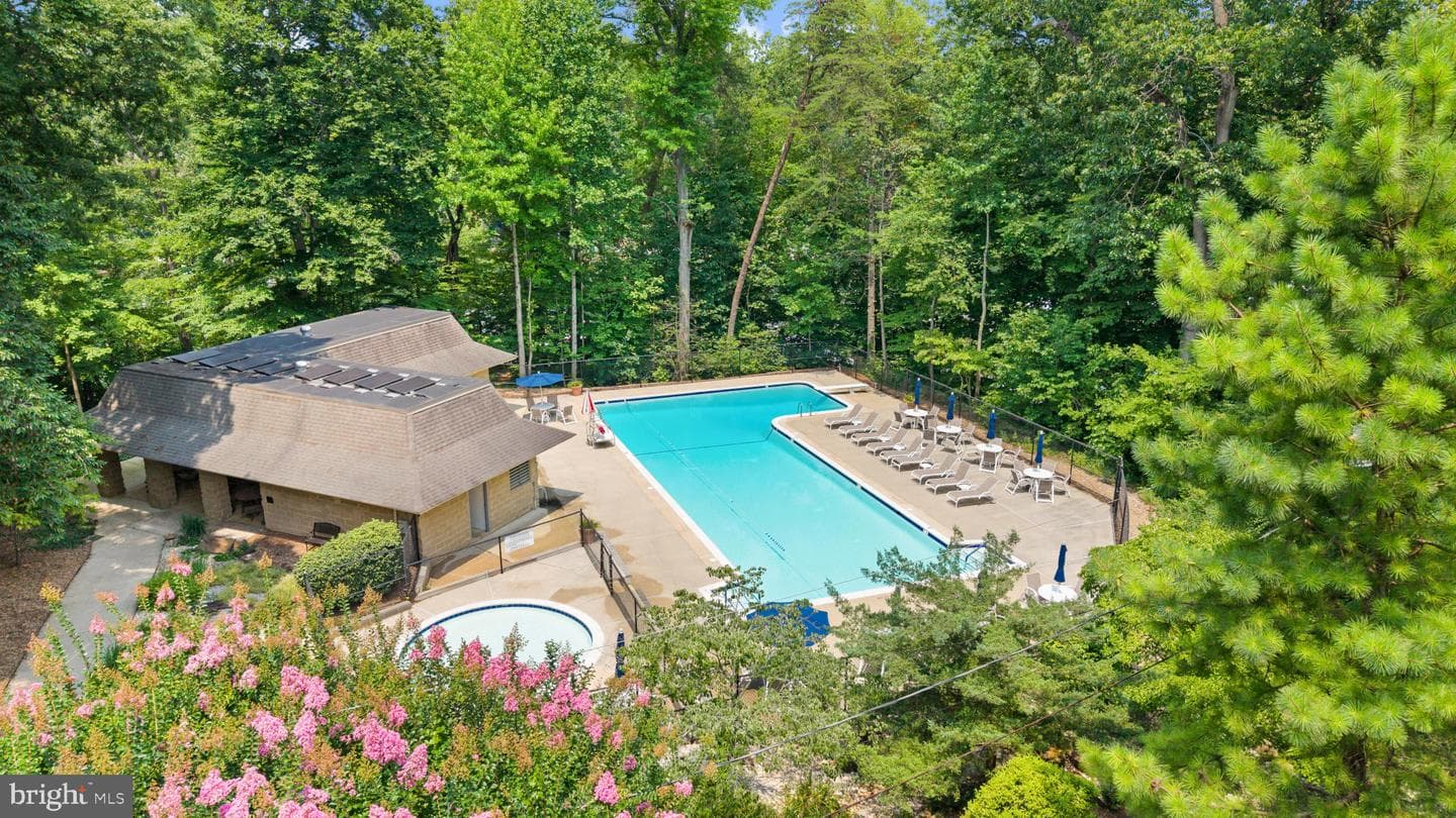 500 Sara Drive photo 32